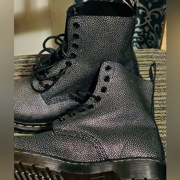 COPY - Dr Martens Pascal silver metallic spotted 1460 8 hole boots - Picture 2 of 10